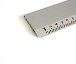 Leniar Linijka do cięcia 30cm grawer cała skala